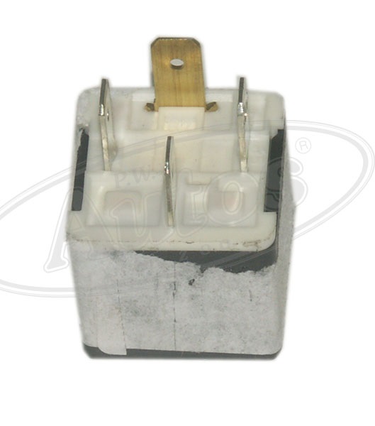 Relé spínací 24V/20A 4-pól SCHLIESSER 2X87 
RVI, VOLVO, SCANIA, DAF, VW