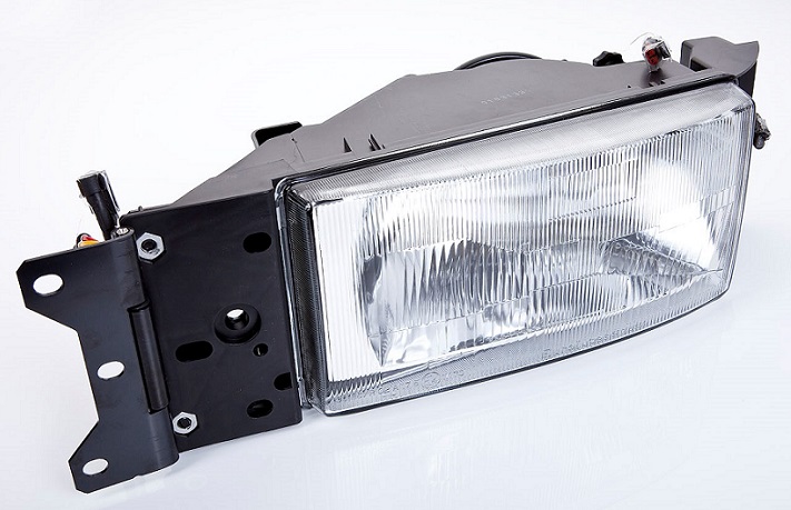 Světlomet hlavní L IVECO E.Cargo Euro 4/5, Tector,  IRISBUS Arway, Crossway, Recreo 