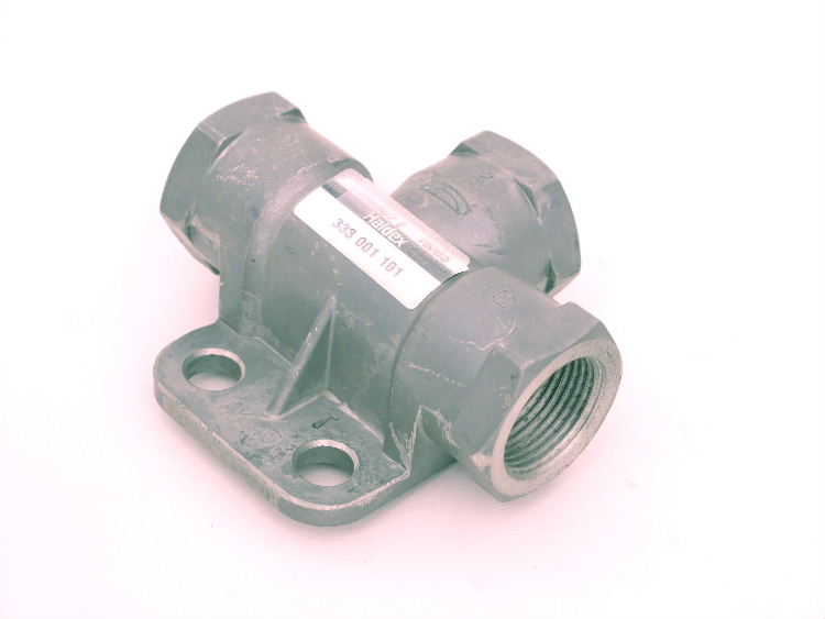 Ventil dvoucestný M22x1,5/10bar VOLVO FH, IVECO, BPW, MERCEDES, RVI, MAN, SCANIA