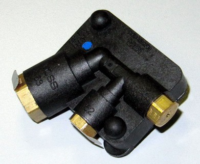 Rozdělovač vzduchu pedálu PA66/CUZN/232  MAN TGS,TGX,TGA,TGM