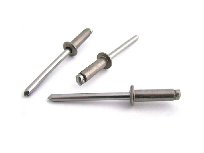 Nýt trhací 6,4x12 FE/FE, balení 100 ks