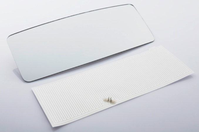 Sklo zrcadla hlavního 24V R1800 373x190x3 DAF F55, F95, VOLVO FL