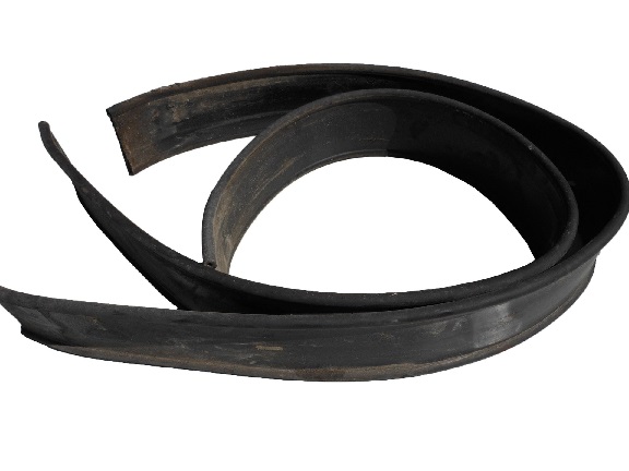 Pás nádrže paliva horní pryžový 70x5x1290 MAN TGA, TGS, TGX Euro 4/5