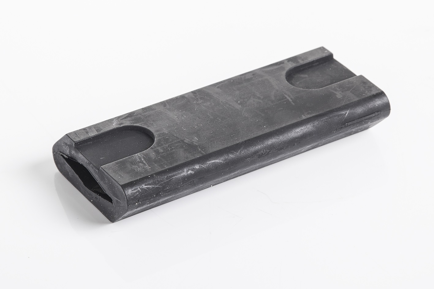 Doraz pryžový 65,5x130x24 ZN MERCEDES DCA Weightmaster, Megamaster TE5/8, TE4/8, TZ5/8