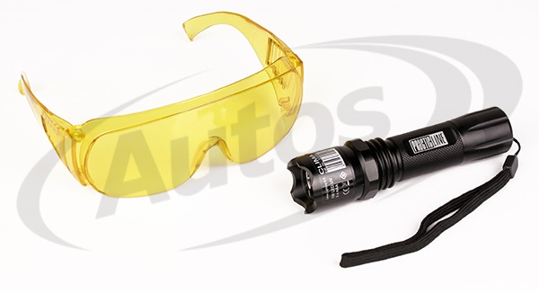 Lampa UV na detekci úniku chladiva v rozvodu klimatizace