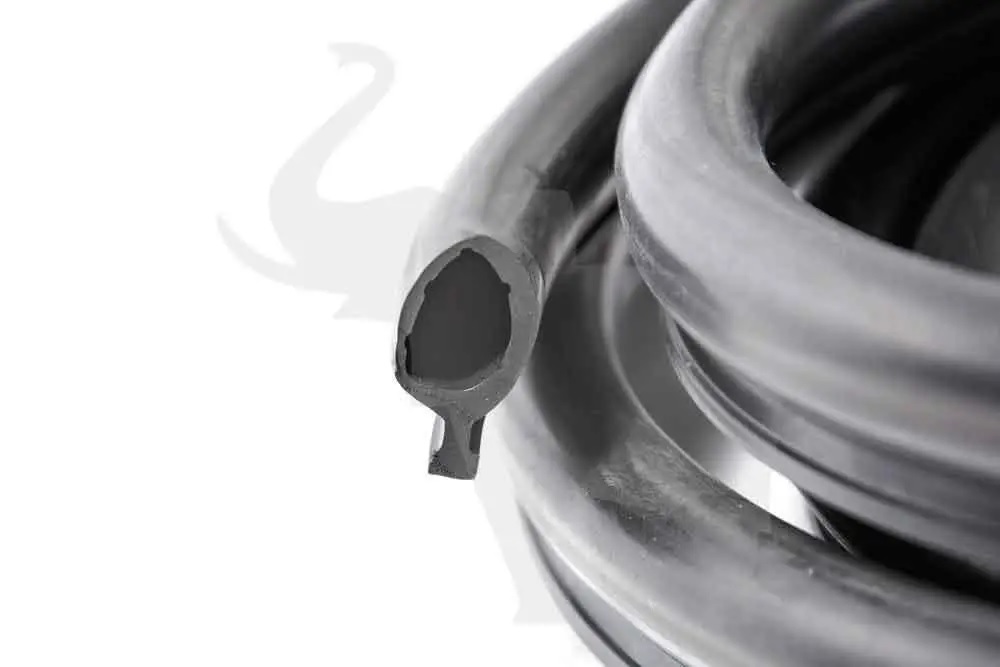 Těsnění zadních vrat - guma 23x14x3500 návěsu SCHMITZ Cargobull