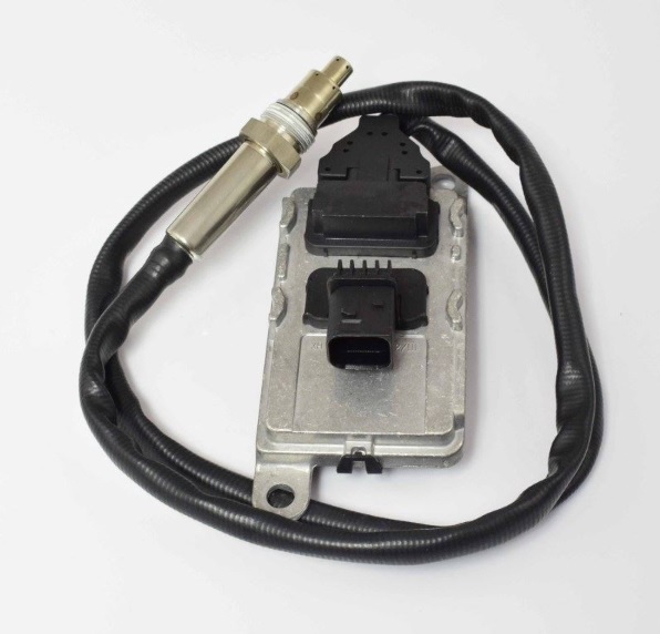 Snímač výfukových plynů NOx 890mm za katalyzátor  SCANIA L,P,G,R,S/ P,G,R,T DC07.101