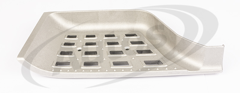 Nášlap schodu kabiny L DAF CF6 Euro 6