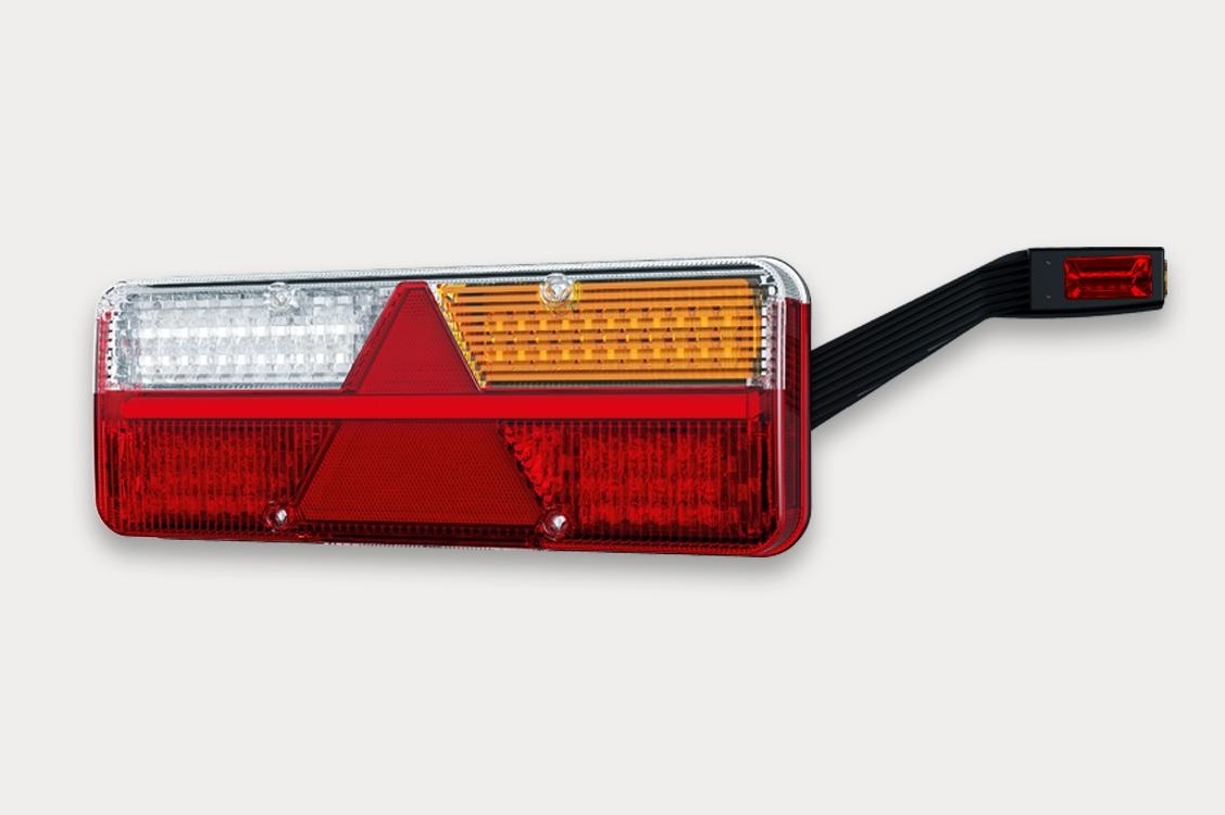 Svítilna zadní 6-dílná P 12V/36V KINGPOINT LED s pozičkou, bez osvětlení SPZ, kabel 2m