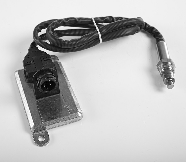 Snímač výfukových plynů NOx SCANIA P,G,R,T DC12.06-DT12.17 Euro 5 od 06.2004