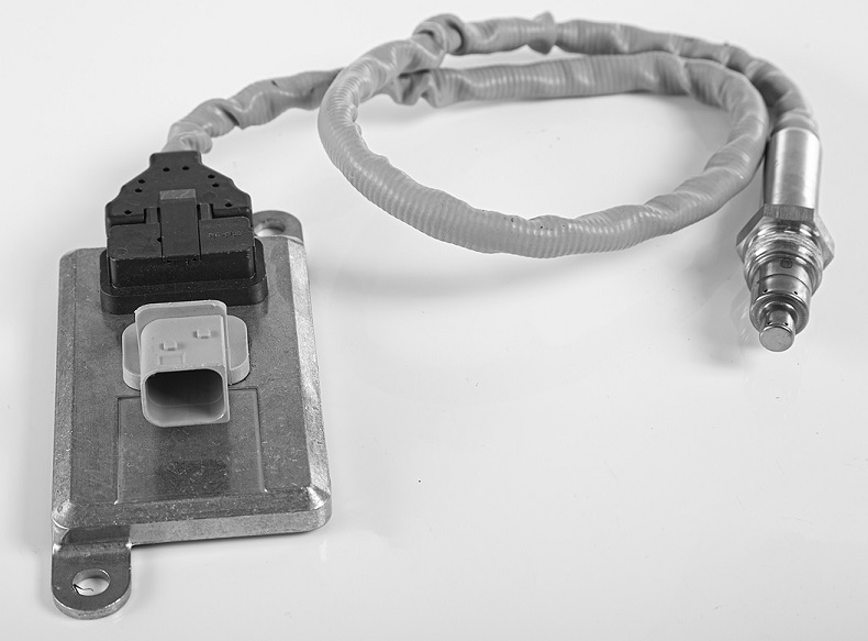 Snímač výfukových plynů NOx 833mm za katalyzátor MERCEDES Actros MP4,Antos,Arocs 