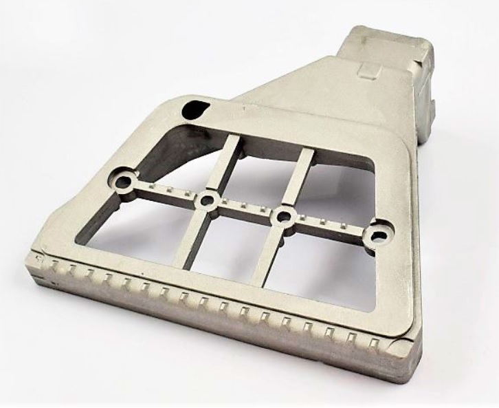 Nášlap schodu kabiny P DAF XF105 od 10.2005