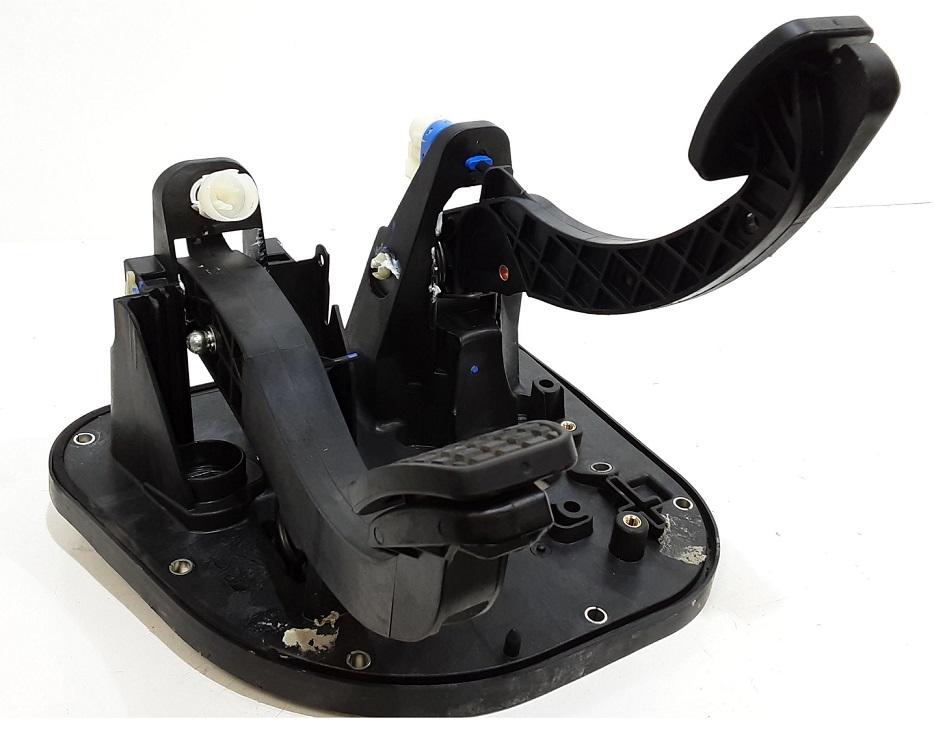 Pedál spojky a brzdy - komplet IVECO Daily 3000 od 2014