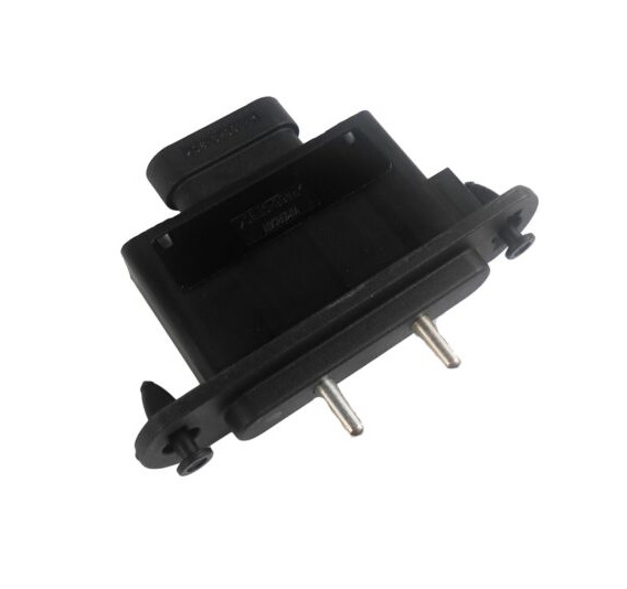 Kontakt elektrický zadních dveří pružný - spodní 2 pin IVECO Daily od 2014