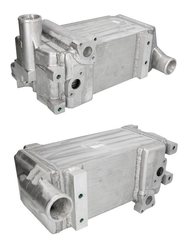 Chladič oleje retardéru s držákem MAN TGA, TGS, TGX,, DAF XF95, IVECO