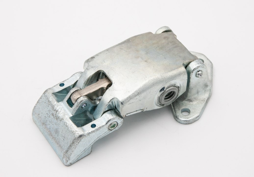 Závěs zadních dveří spodní L/P IVECO Daily IV do 03.2012/ Daily V do 02.2014