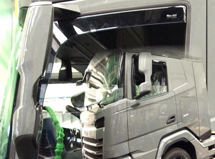 Deflektor oken dveří verze se zrcadly - sada DAF XF/XG/XG+ od 2021