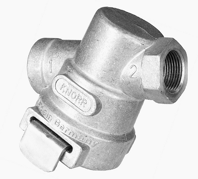 Čistič vzduchového potrubí M22x1,5/ M22x1,5 MAN,SCANIA,RVI,DAF,VOLVO,IVECO,BPW