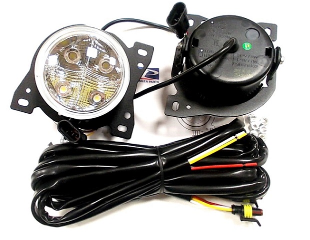 Svítilna denního svícení 12V/24V - sada LED DAF  XF105 LF, CF, XF Euro 4/5