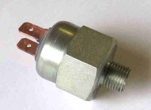Spínač tlakový brzdových světel 300-600 KPa, M10x1