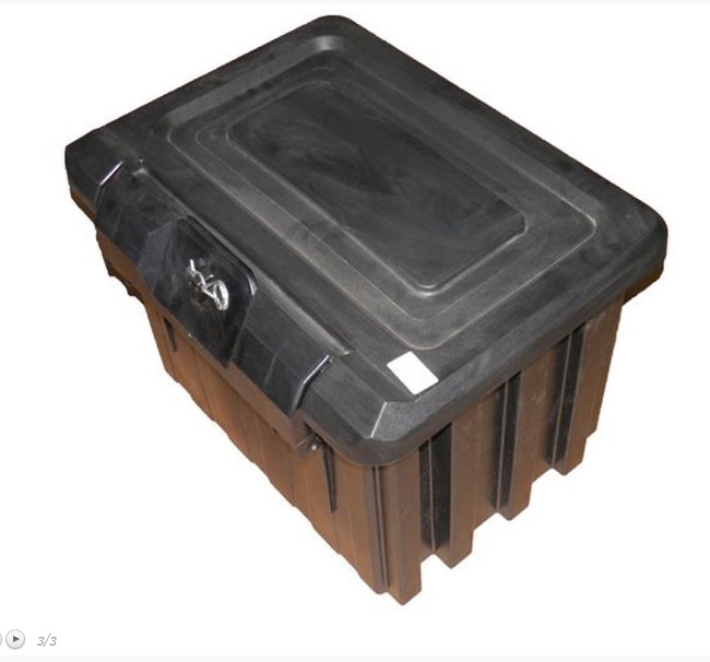 Skříň nářadí plastová 605x410x475 bez držáků