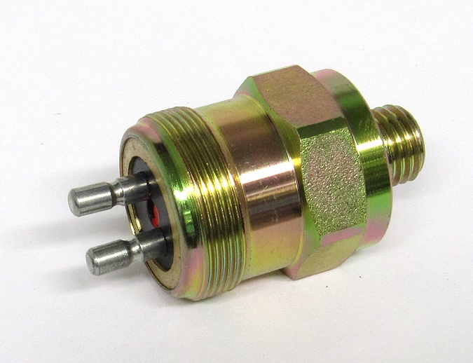 Spínač tlakový TRW 151.010