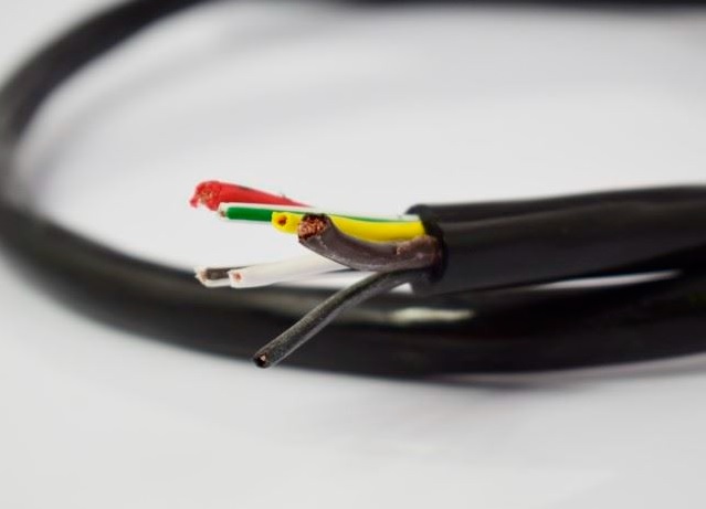 Kabel elektrický 7-pramenný EBS/ CGSG /5x1,5mm + 2x4mm/