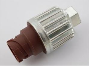 Spínač brzdových světel M22x1/ 15W 4pin MAN L2000, M200, F2000, TGA, TGS, TGX